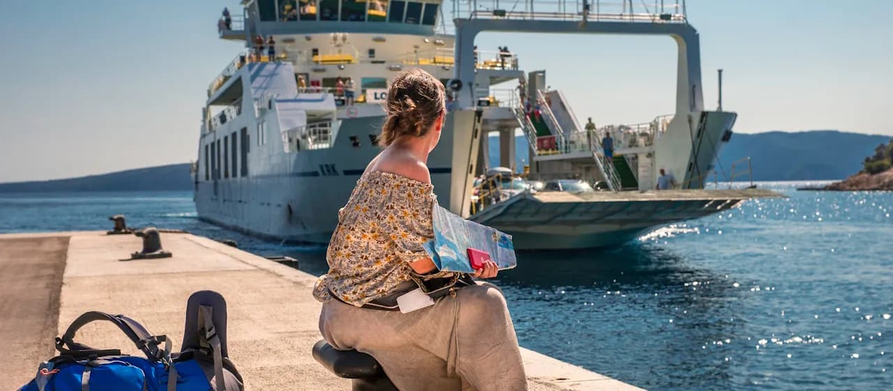 Jadrolinija ferry traffic in Croatia for a 3 May long weekend return update covering Split and Zadar sailings